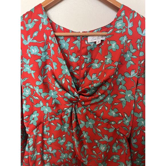 Love, Whit by Whitney Floral Long Sleeve Crop Satin V Neck Top Size Medium Red - Picture 6 of 10